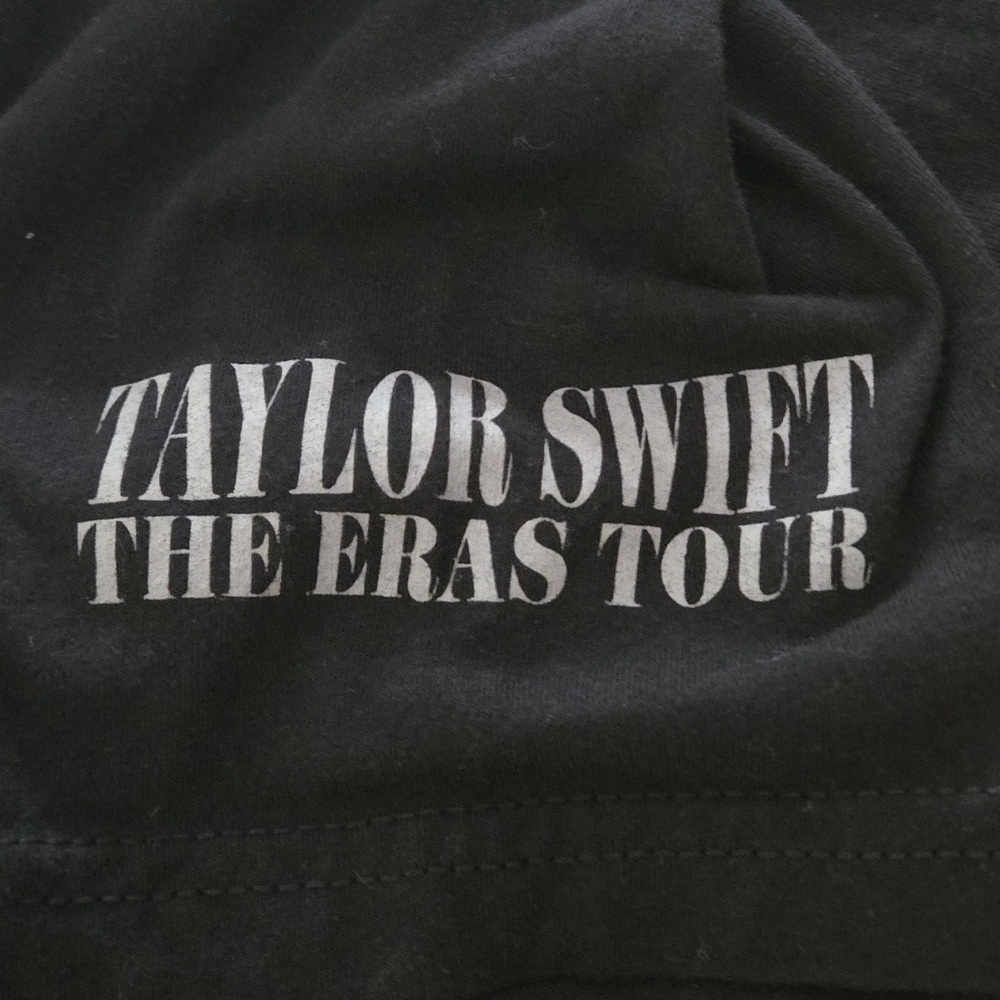Taylor Swift The Eras Tour Black Graphic Tee Official Merch Grid Photos Women M - Picture 4 of 11